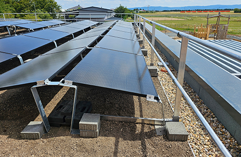 Barrial selbsttragend_Dachrandsicherung_Photovoltaik_danialu