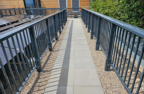 Panorama Sicherheitsgeländer als Flucht- und Rettungsweg_für KiTa Köllsche Gärten_dani alu